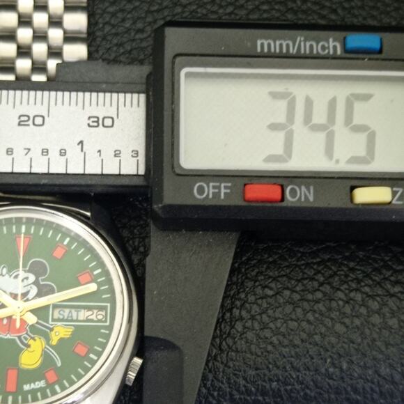 Vintage 1976 Disney Seiko Automatic Mens Silver Watch W/daydate & Green accents - Picture 7 of 10